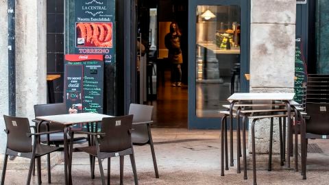 Terrraza de bar en Burgos. Castilla y Le&oacute;n estar&iacute;a en nivel de alerta 4 