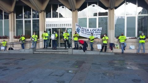 La Polic&iacute;a Local de Ciudad Real se ha vuelto a concentrar en la Plaza Mayor