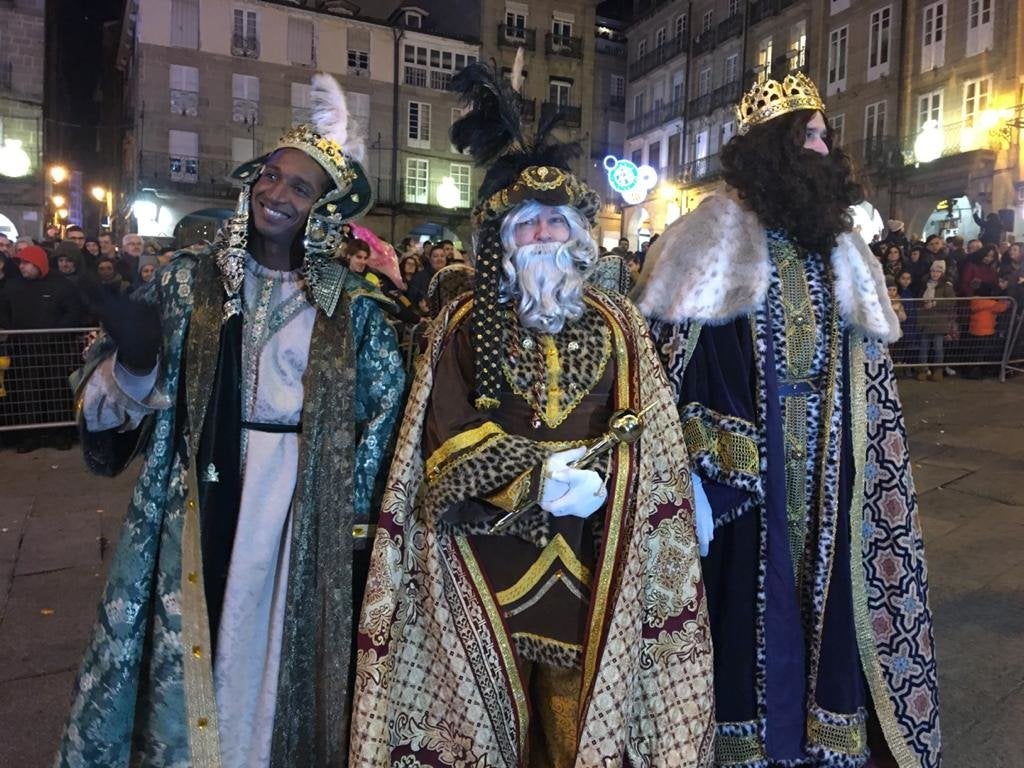 Os paxes dos Reis Magos repartirán caramelos a domicilio a todos nenos de Ourense o día 5 de xaneiro Os paxes dos Reis Magos repartirán caramelos a domicilio a todos nenos de Ourense o día 5 de xaneiro