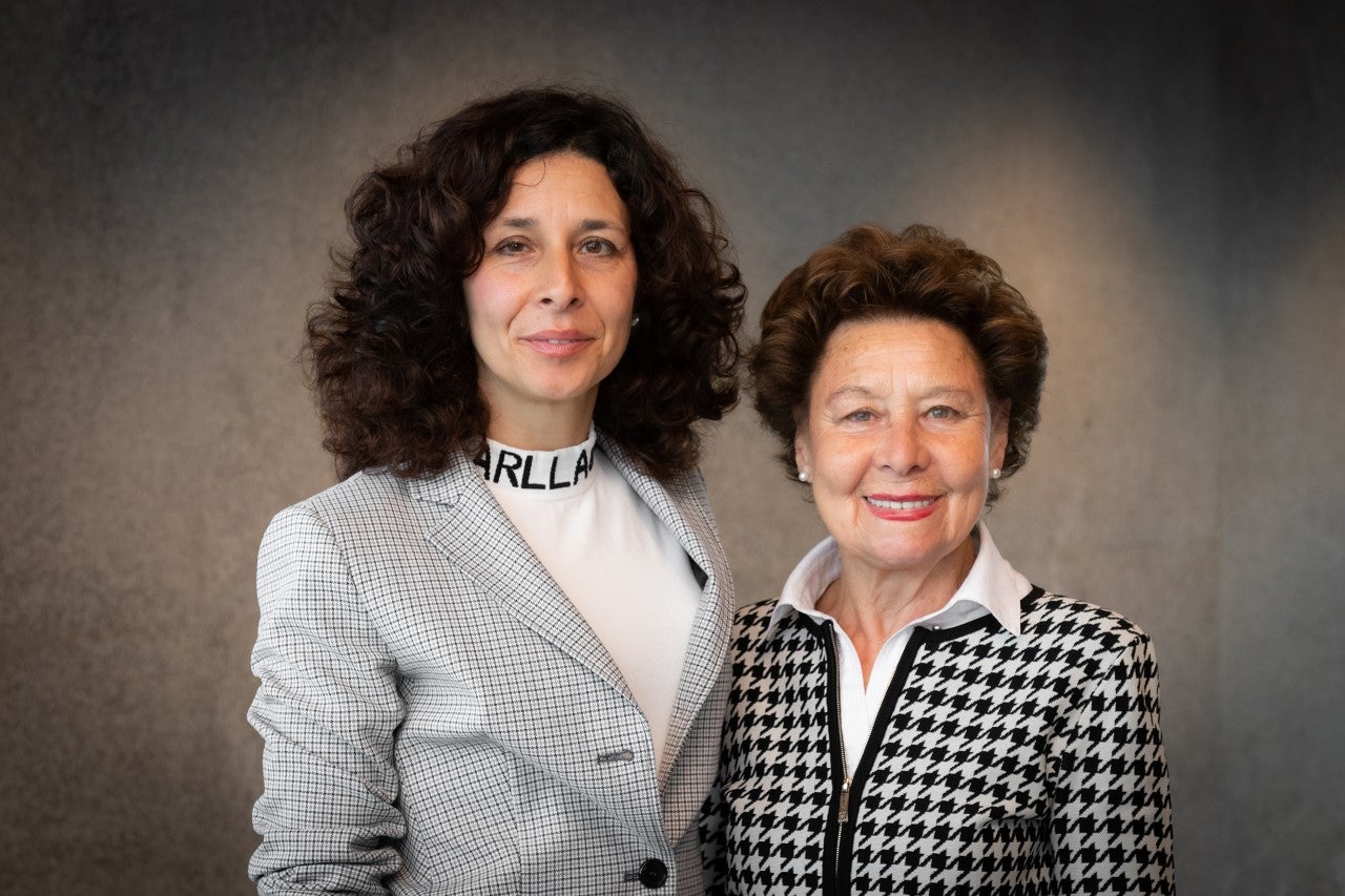 María Teresa Rodríguez Sainz-Rozas recibe el “premio EVAP 2020 a la profesionalidad” María Teresa Rodríguez Sainz-Rozas recibe el “premio EVAP 2020 a la profesionalidad”