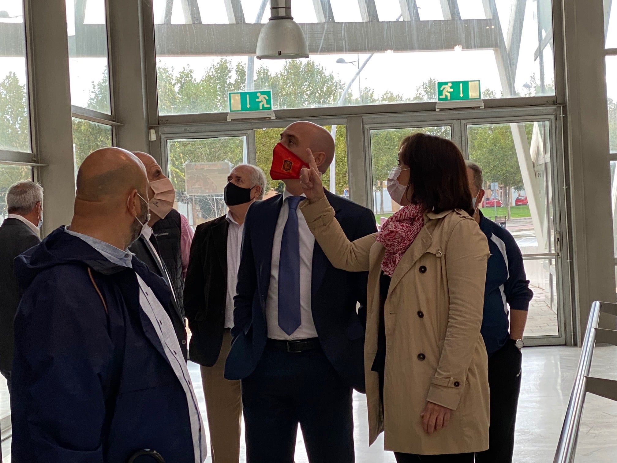 El presidente de la federación nacional de fútbol impresionado con las instalaciones alcazareñas El presidente de la federación nacional de fútbol impresionado con las instalaciones alcazareñas