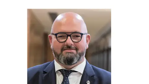 Joaquín Martínez García, presidente de la Junta Mayor de la Semana Santa de Elche. Joaquín Martínez García, presidente de la Junta Mayor de la Semana Santa de Elche.