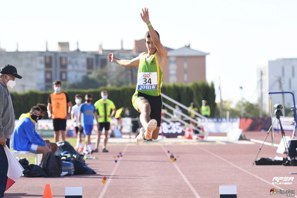 Enrique Salagre, tercero en el Campeonato de España Sub-18 de atletismo Enrique Salagre, tercero en el Campeonato de España Sub-18 de atletismo