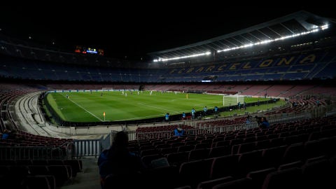 Barcelona - Real Madrid, el primer Clásico del 'silencio' por el coronavirus