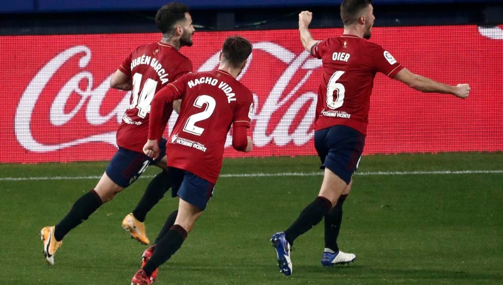 Osasuna celebra la victoria ante el Athletic el calor de afición | Onda Cero Radio