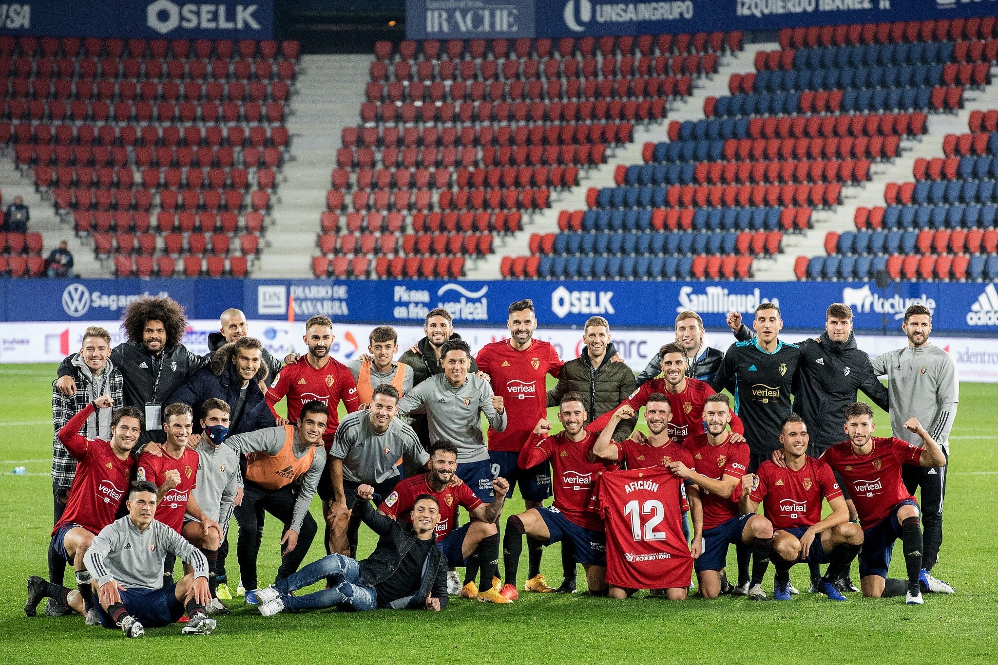 "¡Marca Osasuna en su centenario, Rubén García que se lo dedica al jugador número 12, la afición!" "¡Marca Osasuna en su centenario, Rubén García que se lo dedica al jugador número 12, la afición!"