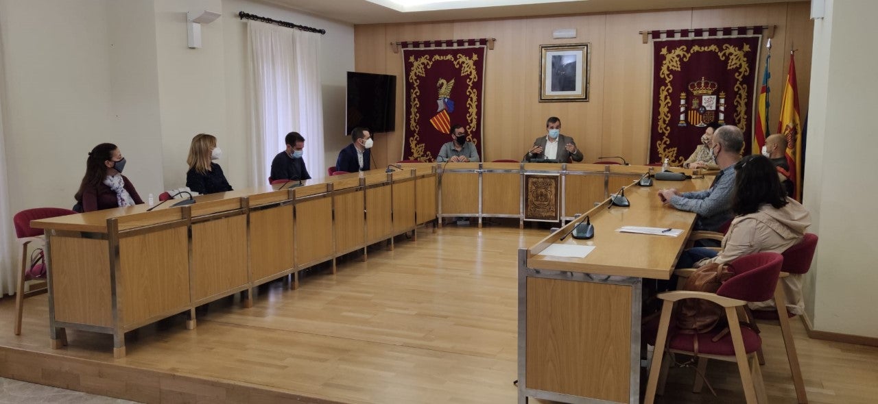 El Ayuntamiento de Aspe destina más de 72.000 euros a ayudas a la compra de material escolar El Ayuntamiento de Aspe destina más de 72.000 euros a ayudas a la compra de material escolar