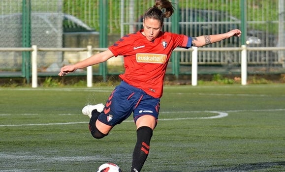 Mai Garde: "Más vale tarde que nunca, Osasuna cogió las riendas del fútbol femenino y estoy viviendo unos años maravillosos" Mai Garde: "Más vale tarde que nunca, Osasuna cogió las riendas del fútbol femenino y estoy viviendo unos años maravillosos"