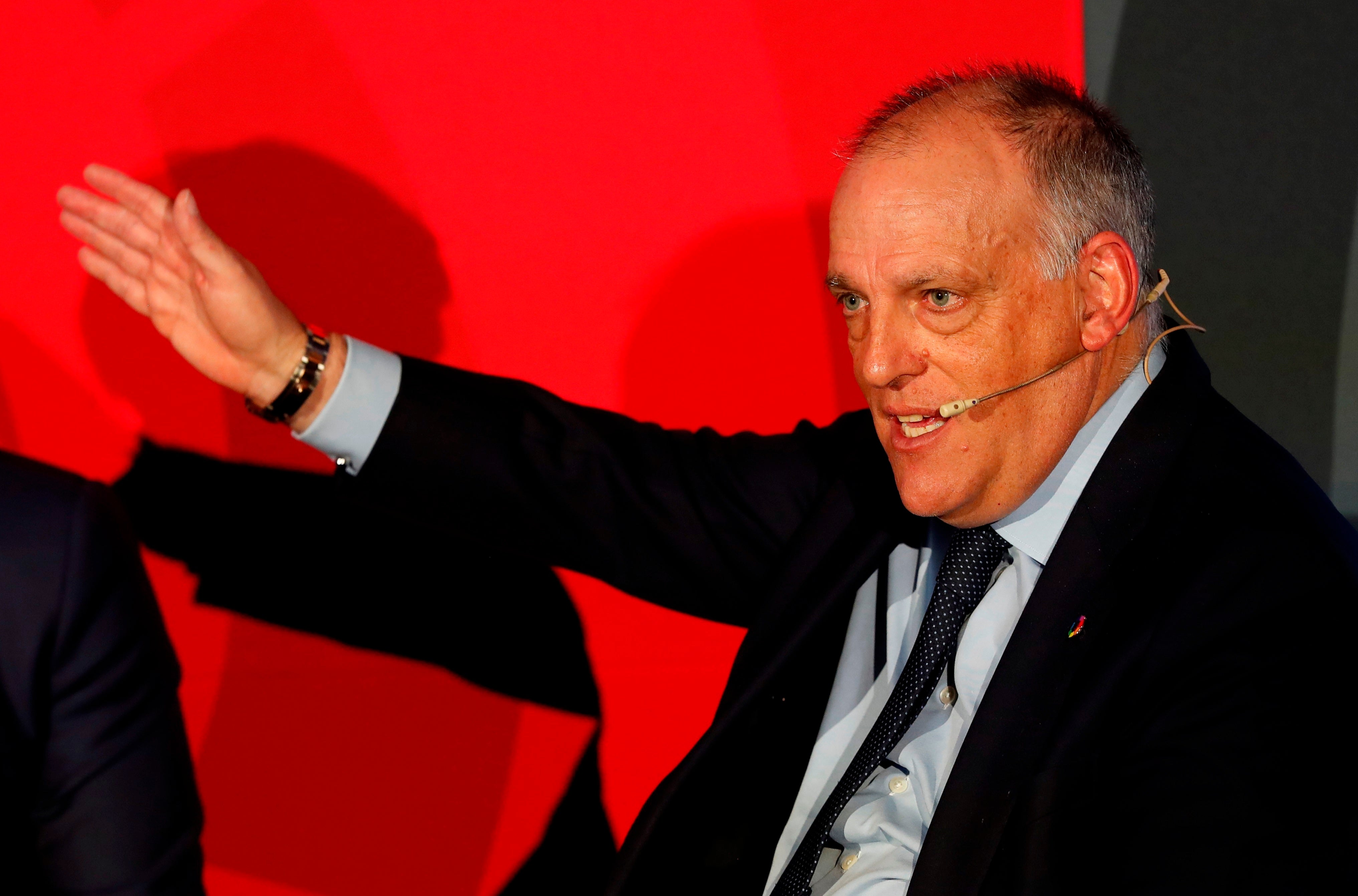 Tebas responde a las críticas de Florentino a las retransmisiones: "Que ponga RMTV" Tebas responde a las críticas de Florentino a las retransmisiones: "Que ponga RMTV"