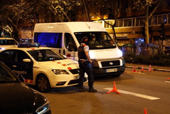 Detenido el rapero Morad por agredir a los Mossos tras incumplir el toque de queda y portar un arma Detenido el rapero Morad por agredir a los Mossos tras incumplir el toque de queda y portar un arma