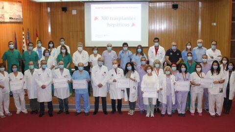 El equipo de trasplantes del Hospital General