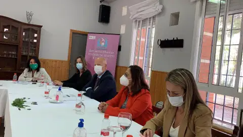 Reunión en IES Saltés Reunión en IES Saltés