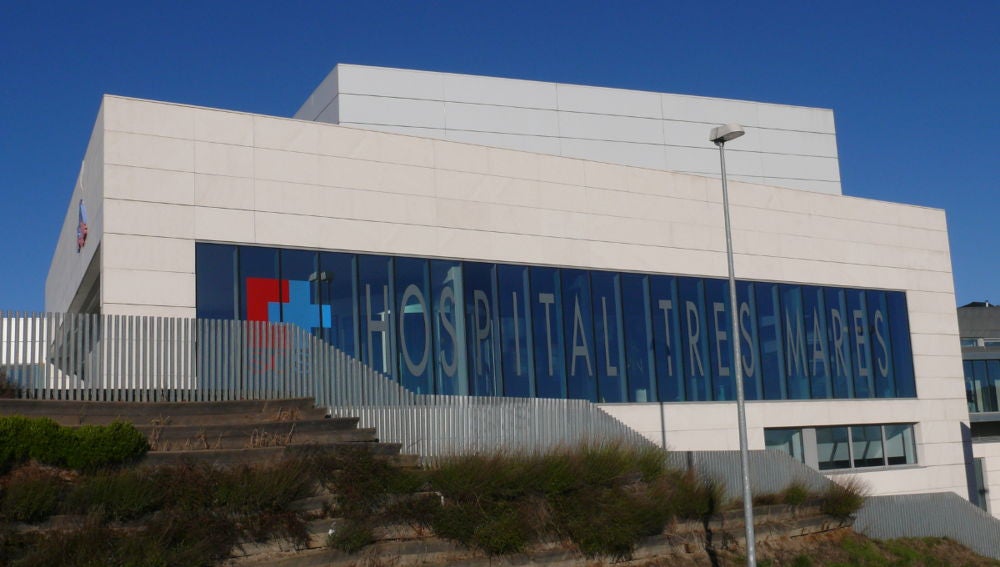 CYL y Cantabria firman el convenio para el uso del hospital Tres Mares