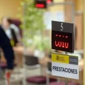 O paro descende en Ourense no mes de abril O paro descende en Ourense no mes de abril