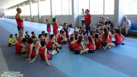 O presidente do CMD proporá incrementar as axudas aos equipos da cidade “Que ningún neno da cidade quede sen facer deporte por motivos económicos”. Ese é o obxectivo que se marca o alcalde de Ourense