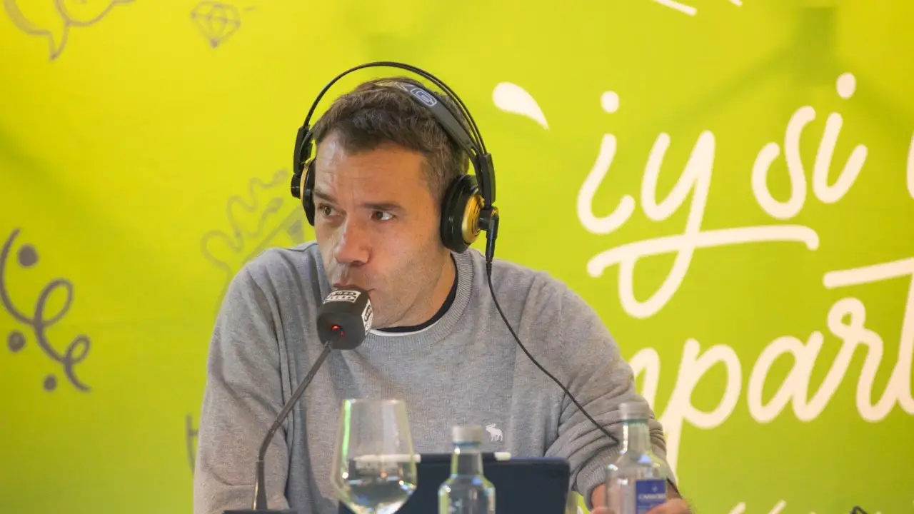 Rubén Amón en el programa de Más de uno desde Rueda Rubén Amón en el programa de Más de uno desde Rueda
