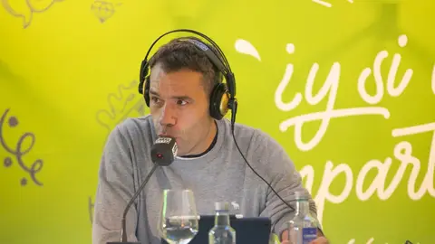 Rubén Amón en el programa de Más de uno desde Rueda Rubén Amón en el programa de Más de uno desde Rueda