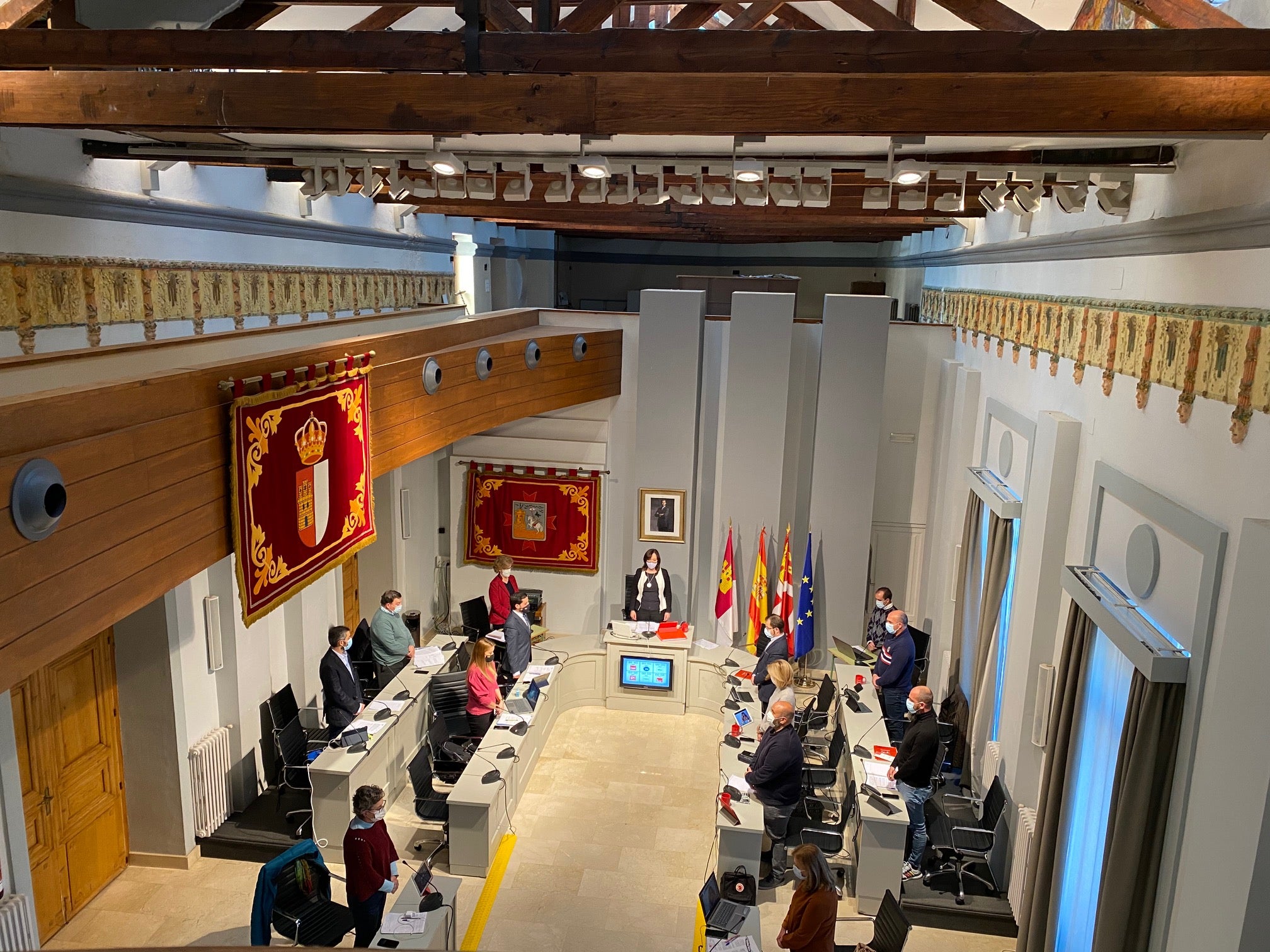 El pleno del ayuntamiento aprueba la bajada del ICIO y vehículos, y aprueba el calendario fiscal El pleno del ayuntamiento aprueba la bajada del ICIO y vehículos, y aprueba el calendario fiscal