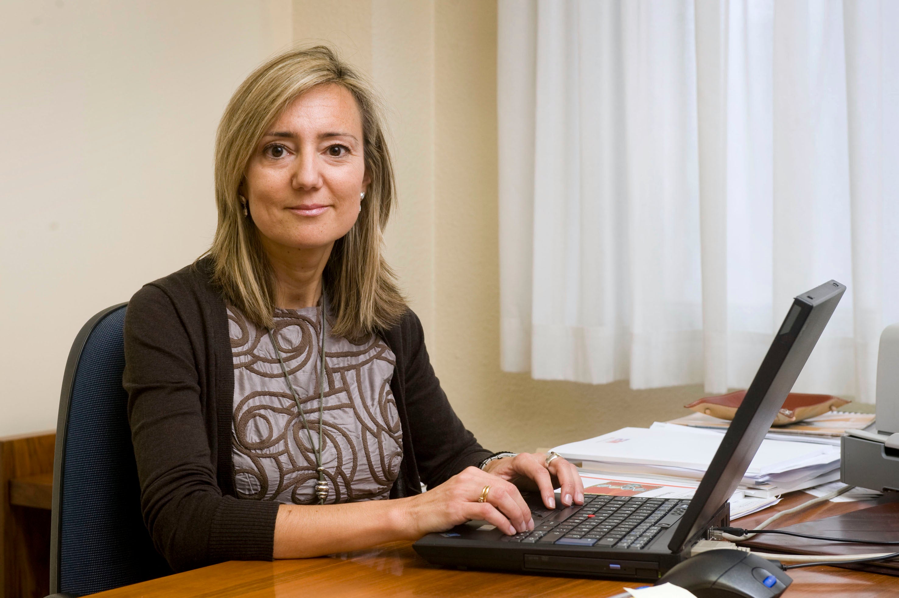 Cristina Ibarrola: "Si se hubieran hecho más pruebas desde el principio la pandemia estaría controlada en Navarra" Cristina Ibarrola: "Si se hubieran hecho más pruebas desde el principio la pandemia estaría controlada en Navarra"