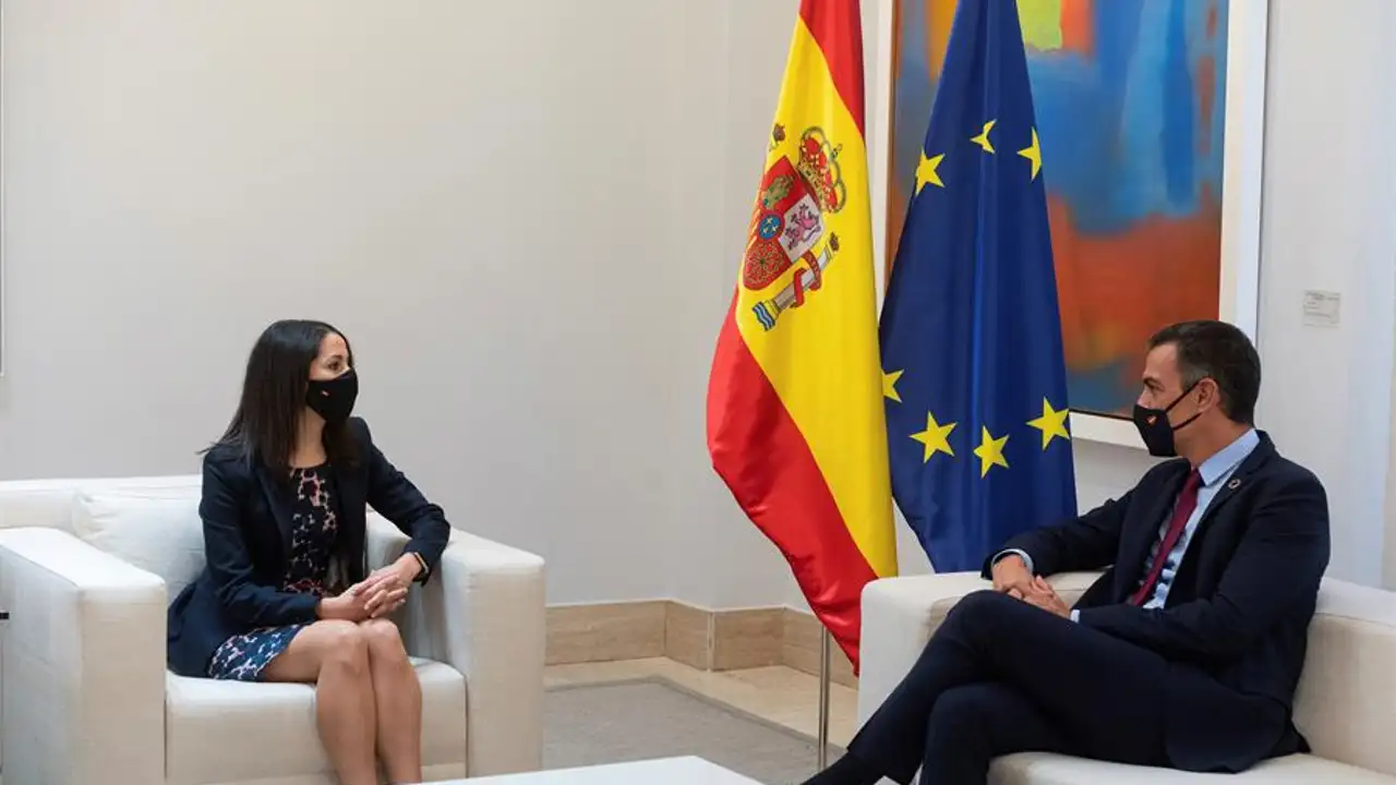 La líder de Ciudadanos, Inés Arrimadas, y el presidente del Gobierno, Pedro Sánchez La líder de Ciudadanos, Inés Arrimadas, y el presidente del Gobierno, Pedro Sánchez