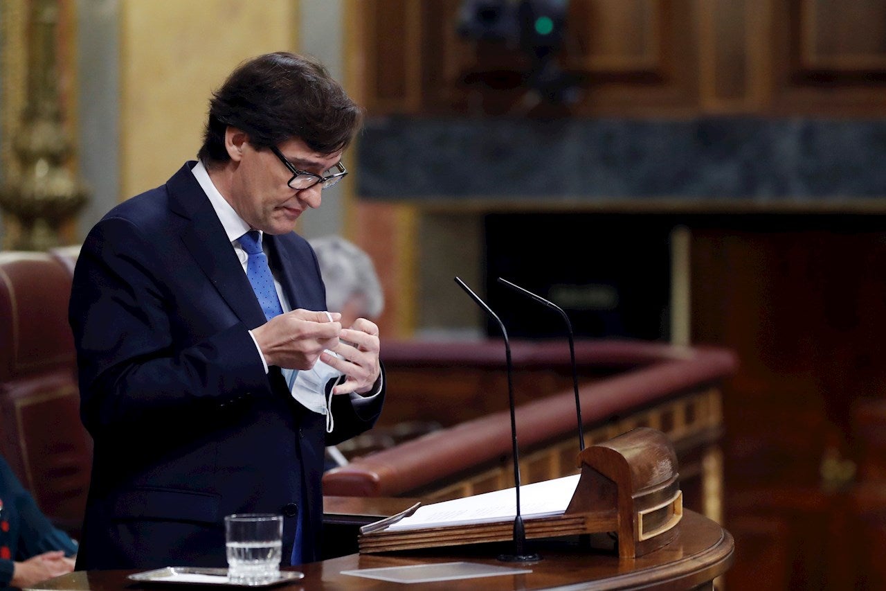 Salvador Illa descarta los confinamientos domiciliarios: "Ni estamos trabajando en ello ni lo prevemos" Salvador Illa descarta los confinamientos domiciliarios: "Ni estamos trabajando en ello ni lo prevemos"