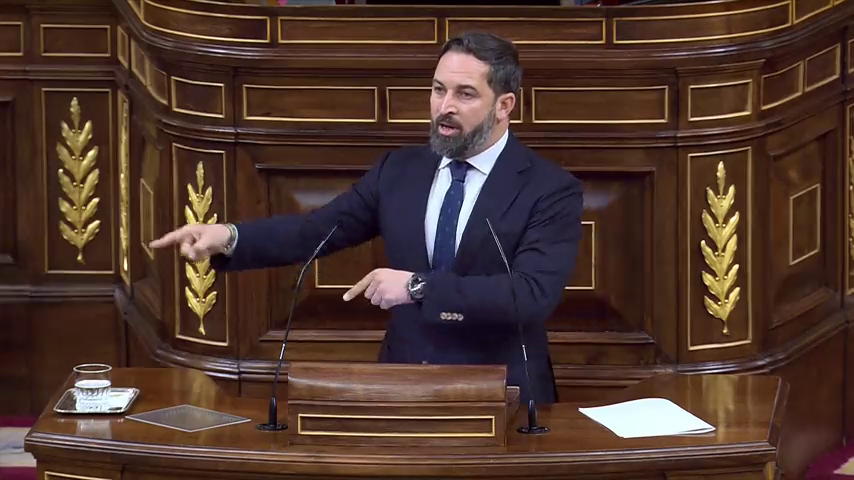 Tertulia: ¿Ha sido un error la abstención de Vox? Tertulia: ¿Ha sido un error la abstención de Vox?