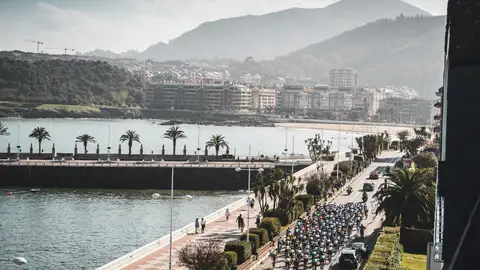 La Vuelta en Castro La Vuelta a su paso por Cantabia 2020.