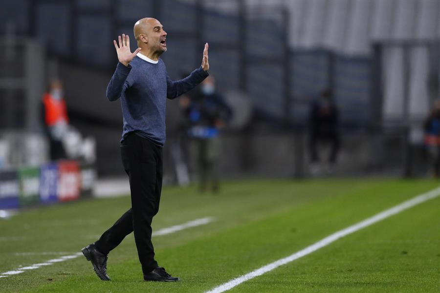 Font apuesta por Guardiola... pero Pep prefiere "seguir muchos años más en el City" Font apuesta por Guardiola... pero Pep prefiere "seguir muchos años más en el City"