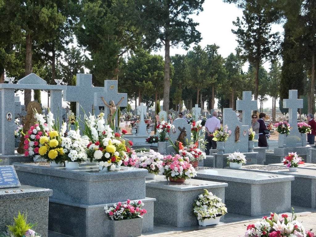 El cementerio de San Froilán amplía sus horarios de visitas para este fin de semana El cementerio de San Froilán amplía sus horarios de visitas para este fin de semana