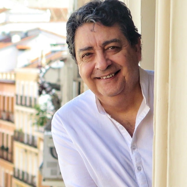 Jesús Pozo: "Llevo años pidiendo que los cementerios prohíban las flores de plástico" Jesús Pozo: "Llevo años pidiendo que los cementerios prohíban las flores de plástico"