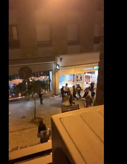 La España que madruga: Los periódicos tratan de desentrañar quién está detrás de los disturbios del fin de semana La España que madruga: Los periódicos tratan de desentrañar quién está detrás de los disturbios del fin de semana