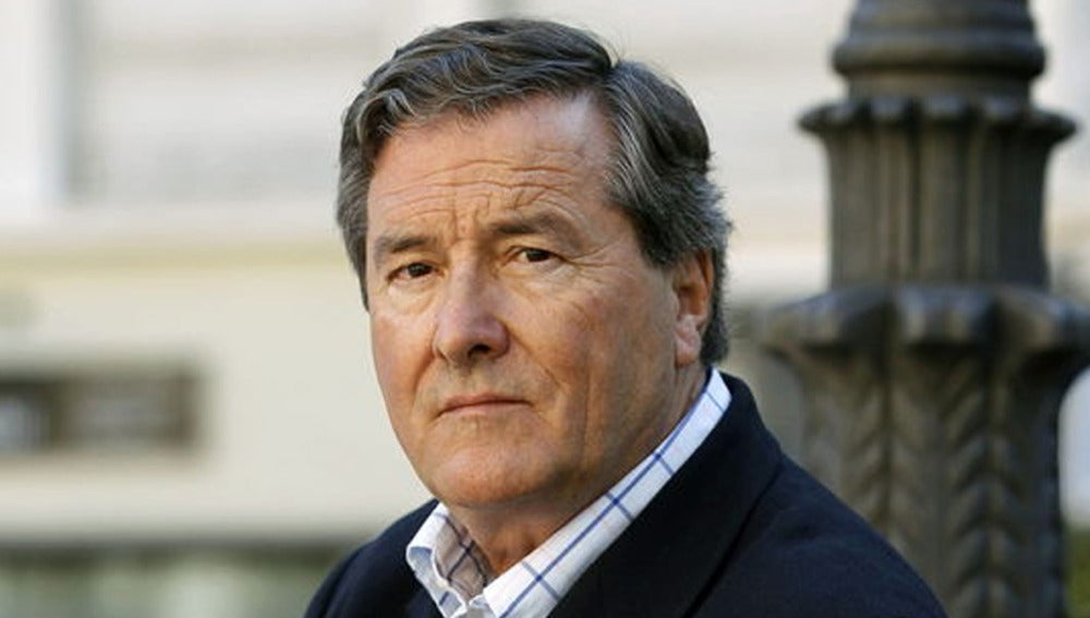 J. J. Benítez: “¿De dónde vienen los ovnis? No lo sabemos, pero venir, vienen”. J. J. Benítez: “¿De dónde vienen los ovnis? No lo sabemos, pero venir, vienen”.