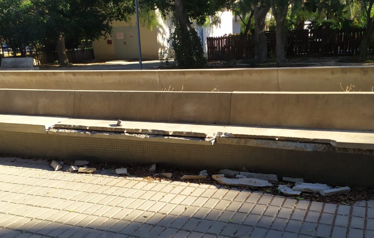 El Síndic exige a la Generalitat que “asegure la correcta dirección” de la residencia de la tercera edad de Altabix El Síndic exige a la Generalitat que “asegure la correcta dirección” de la residencia de la tercera edad de Altabix