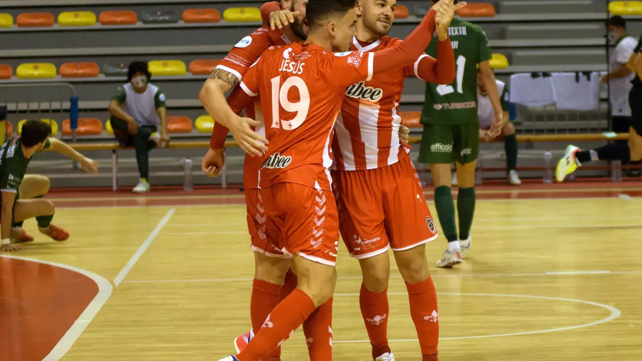 El Jimbee Cartagena celebrando un gol El Jimbee Cartagena celebrando un gol