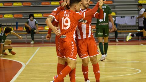 El Jimbee Cartagena celebrando un gol