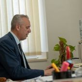 Juan Carlos Ruiz Boix en su despacho de alcalde de San Roque