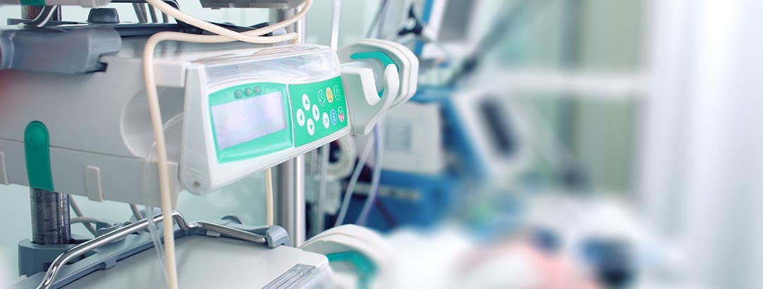 El coronavirus tensiona las ucis en el área sanitaria de A Coruña El coronavirus tensiona las ucis en el área sanitaria de A Coruña