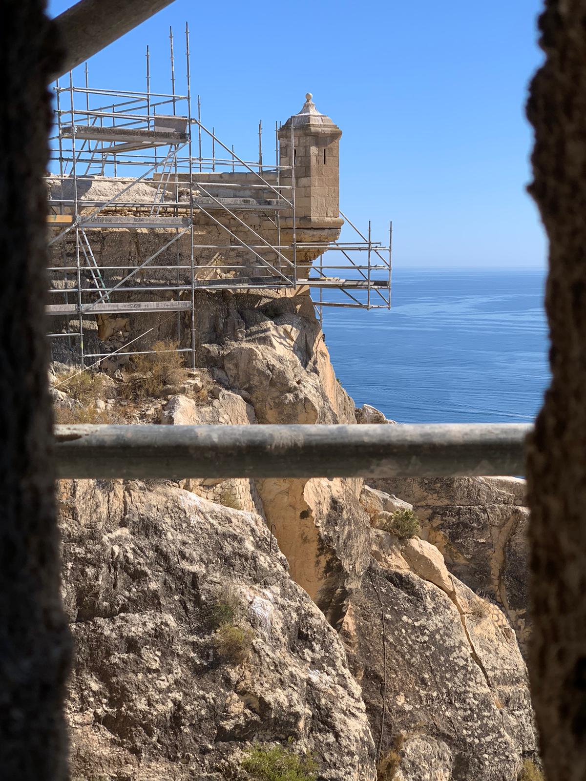 La restauración del Baluarte de la Mina del castillo de Santa Bárbara permitirá visitarlo la próxima primavera La restauración del Baluarte de la Mina del castillo de Santa Bárbara permitirá visitarlo la próxima primavera