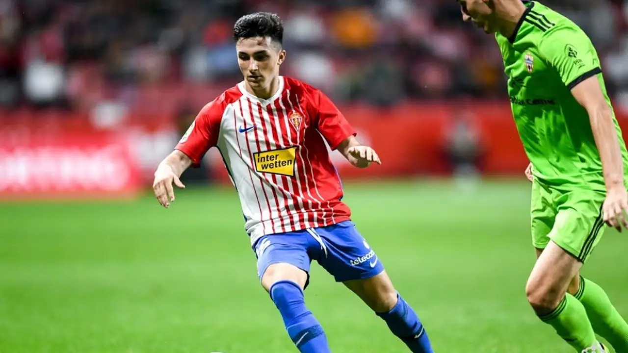 Manu García, jugador del Sporting de Gijón Manu García, jugador del Sporting de Gijón
