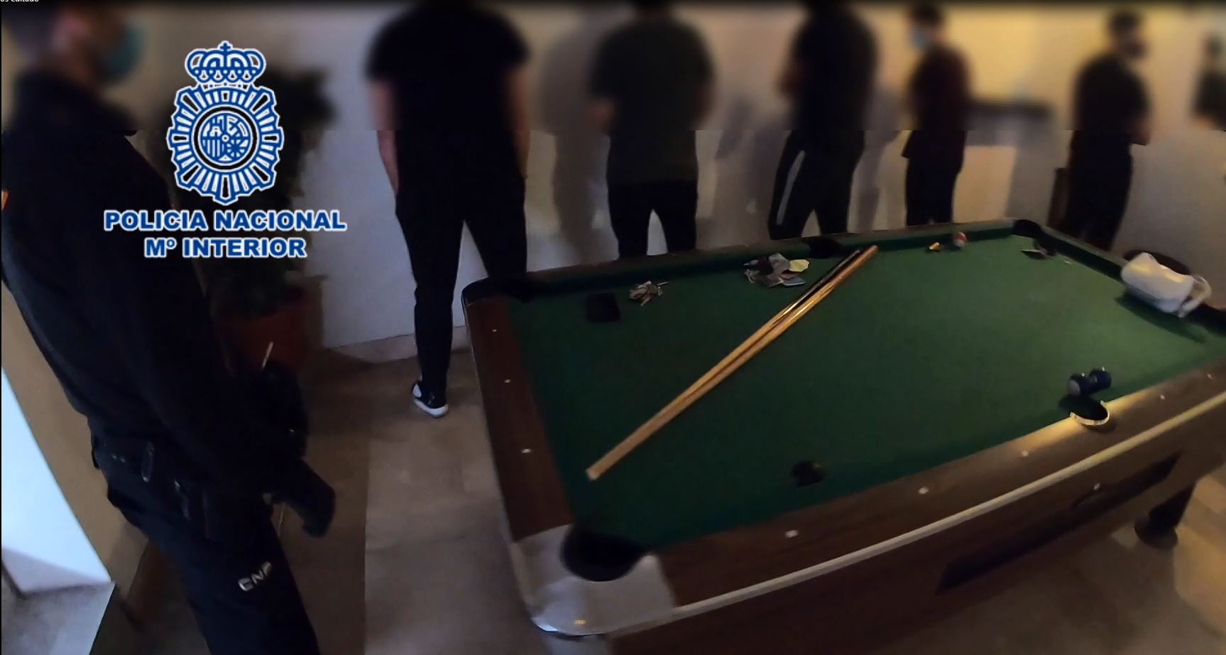 La Policía Nacional desmantela un punto de venta de droga disfrazado de club cannábico y foco de contagio de Covid-19 La Policía Nacional desmantela un punto de venta de droga disfrazado de club cannábico y foco de contagio de Covid-19