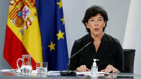 Isabel Cel&aacute;a, durante una comparecencia en Moncloa.