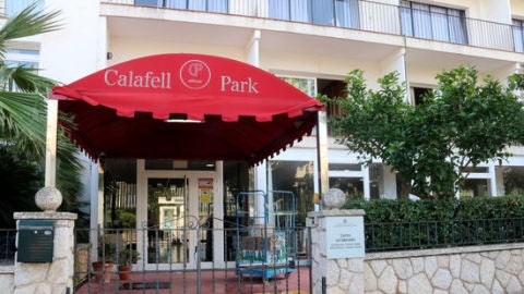 Imatge d’una residència a Calafell tancada per mancances greus Imatge d’una residència a Calafell tancada per mancances greus
