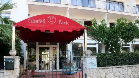 Imatge d’una residència a Calafell tancada per mancances greus Imatge d’una residència a Calafell tancada per mancances greus