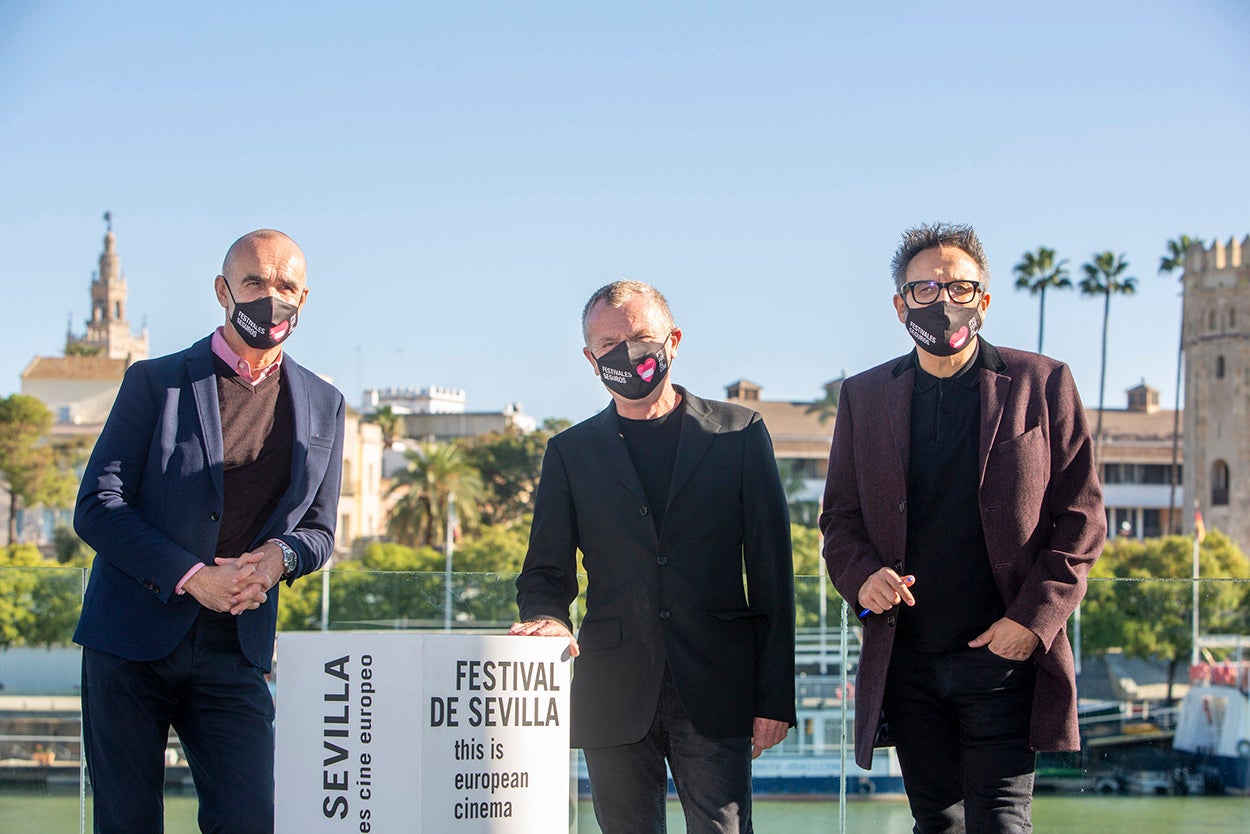 Kinótico 231. El Festival de Sevilla lucha por su presencialidad y las plataformas completan un año de oro para nuestras series Kinótico 231. El Festival de Sevilla lucha por su presencialidad y las plataformas completan un año de oro para nuestras series