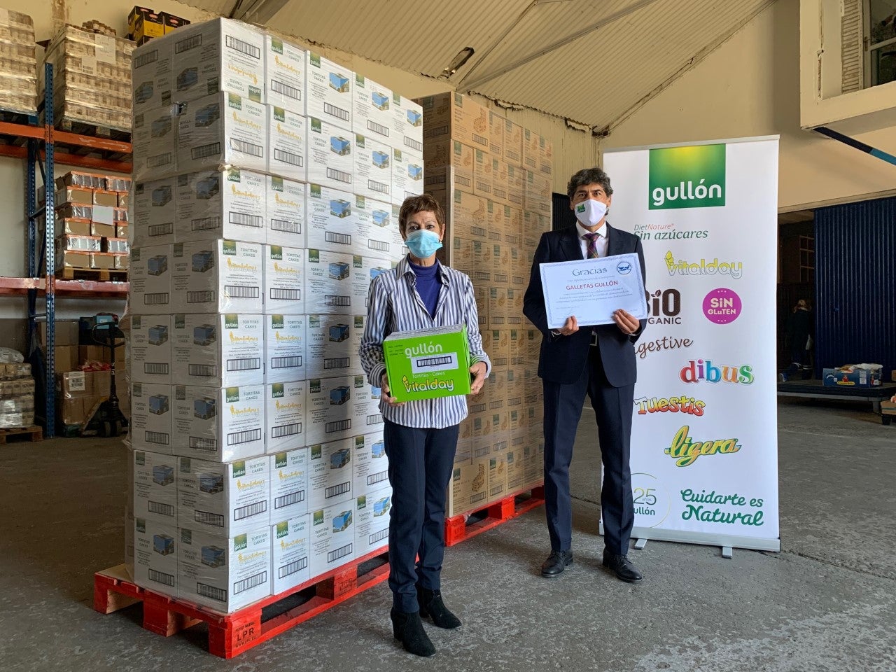 Galletas Gullón arranca la campaña de la Gran Recogida 2020 del Banco de Alimentos de Palencia donando 1.500 kilos de galletas Galletas Gullón arranca la campaña de la Gran Recogida 2020 del Banco de Alimentos de Palencia donando 1.500 kilos de galletas