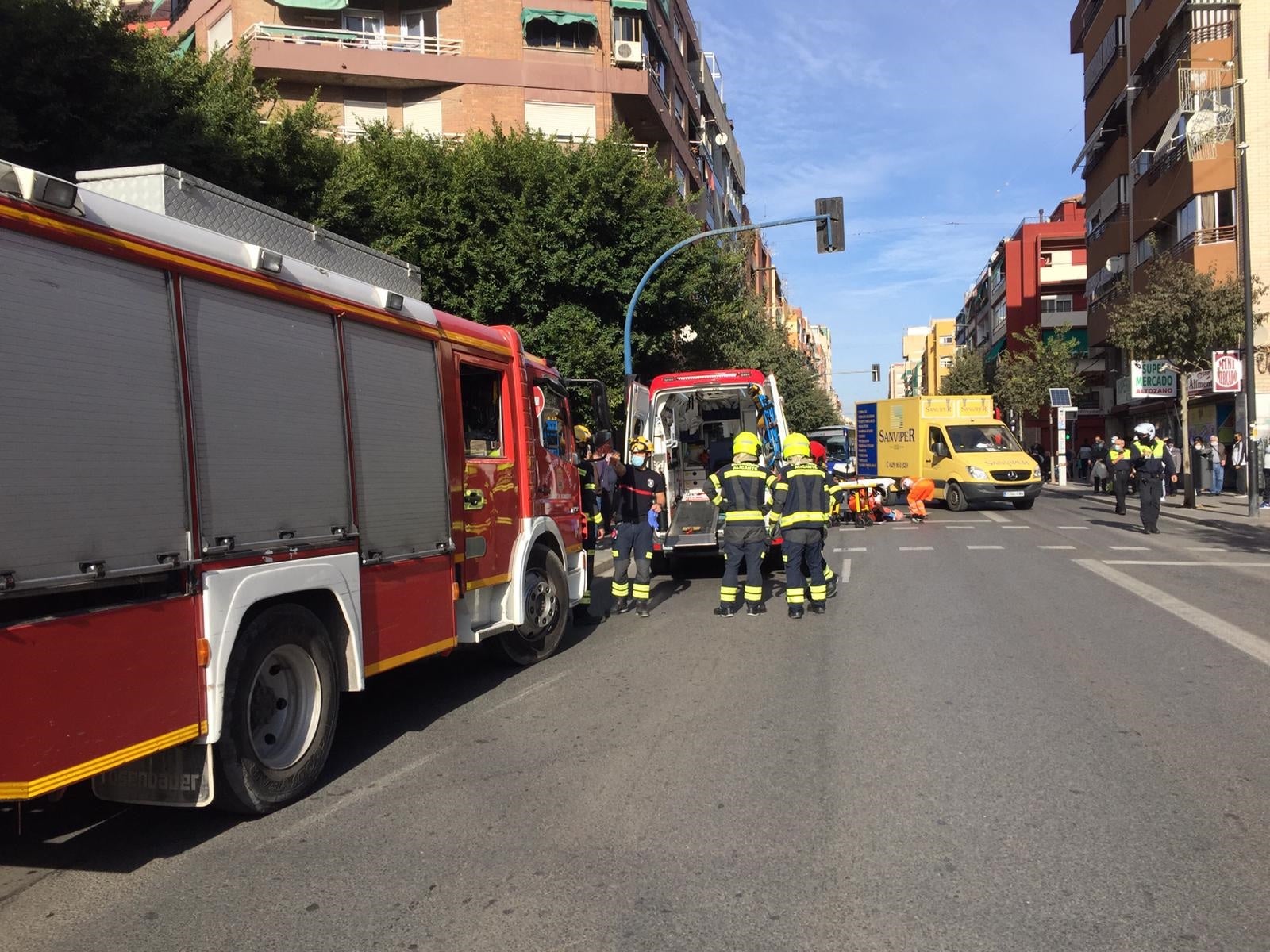 La Policía Local investiga un atropello de un ciclista a un peatón en la avenida de Novelda La Policía Local investiga un atropello de un ciclista a un peatón en la avenida de Novelda