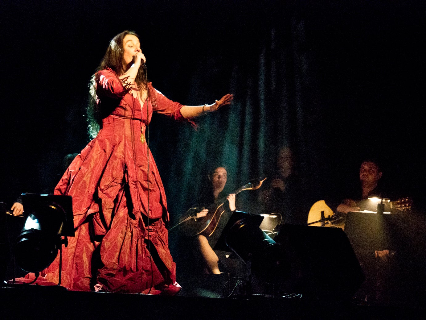 Dulce Pontes abrirá el XIII Jazz Voyeur Festival tras aplazarse el concierto de Maria del Mar Bonet Dulce Pontes abrirá el XIII Jazz Voyeur Festival tras aplazarse el concierto de Maria del Mar Bonet