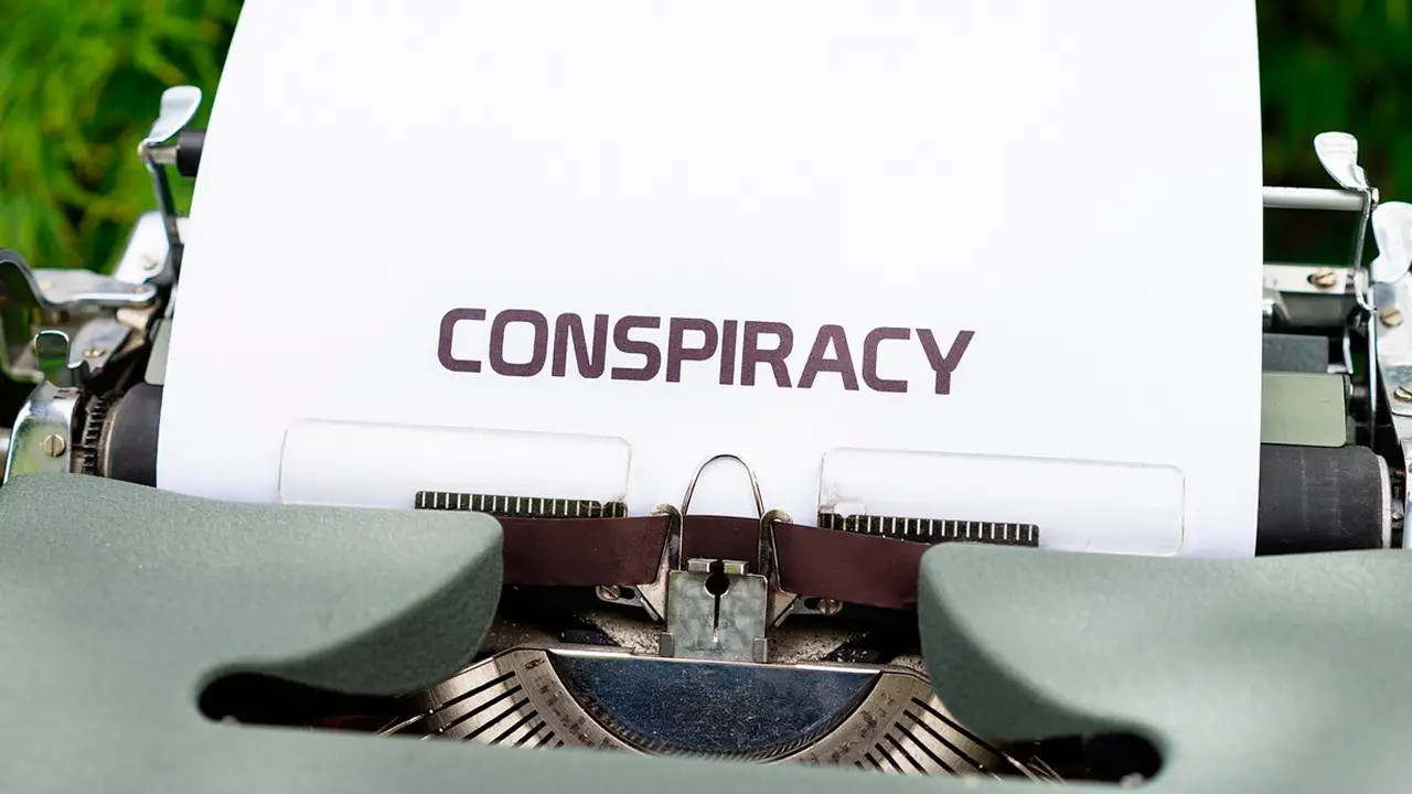 Conspiraciones Conspiraciones