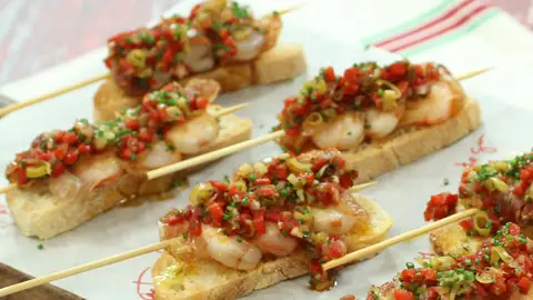 Tapita de gambas y tocineta Tapita de gambas y tocineta