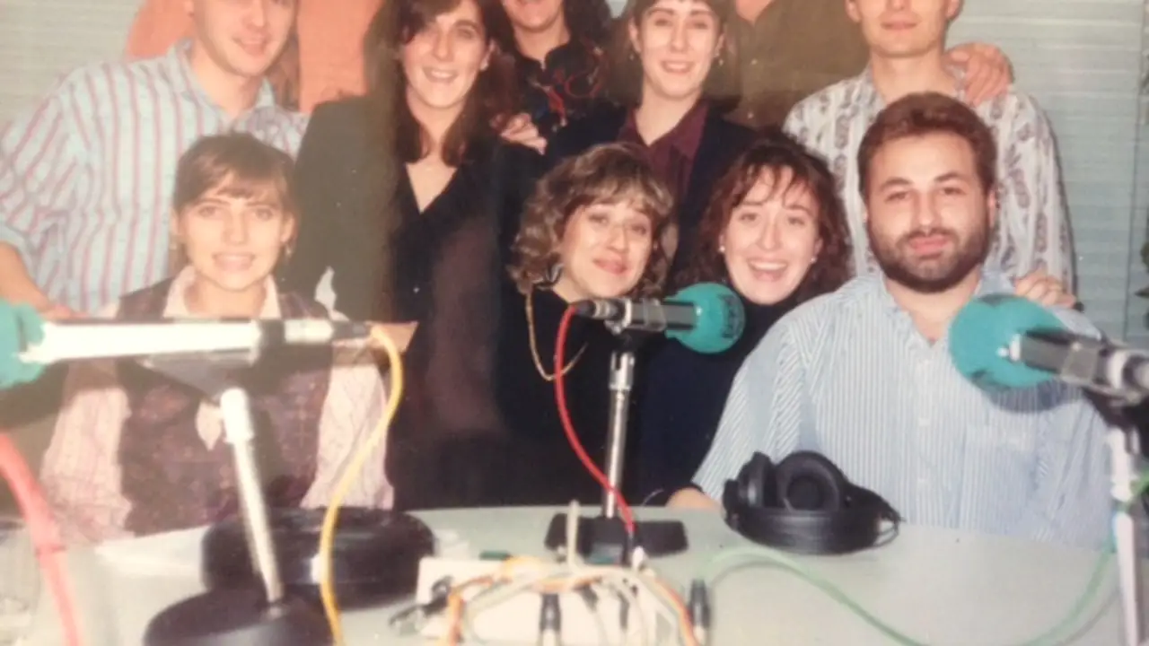 Redacción de informativos de Onda Cero en 1990 Redacción de informativos de Onda Cero en 1990